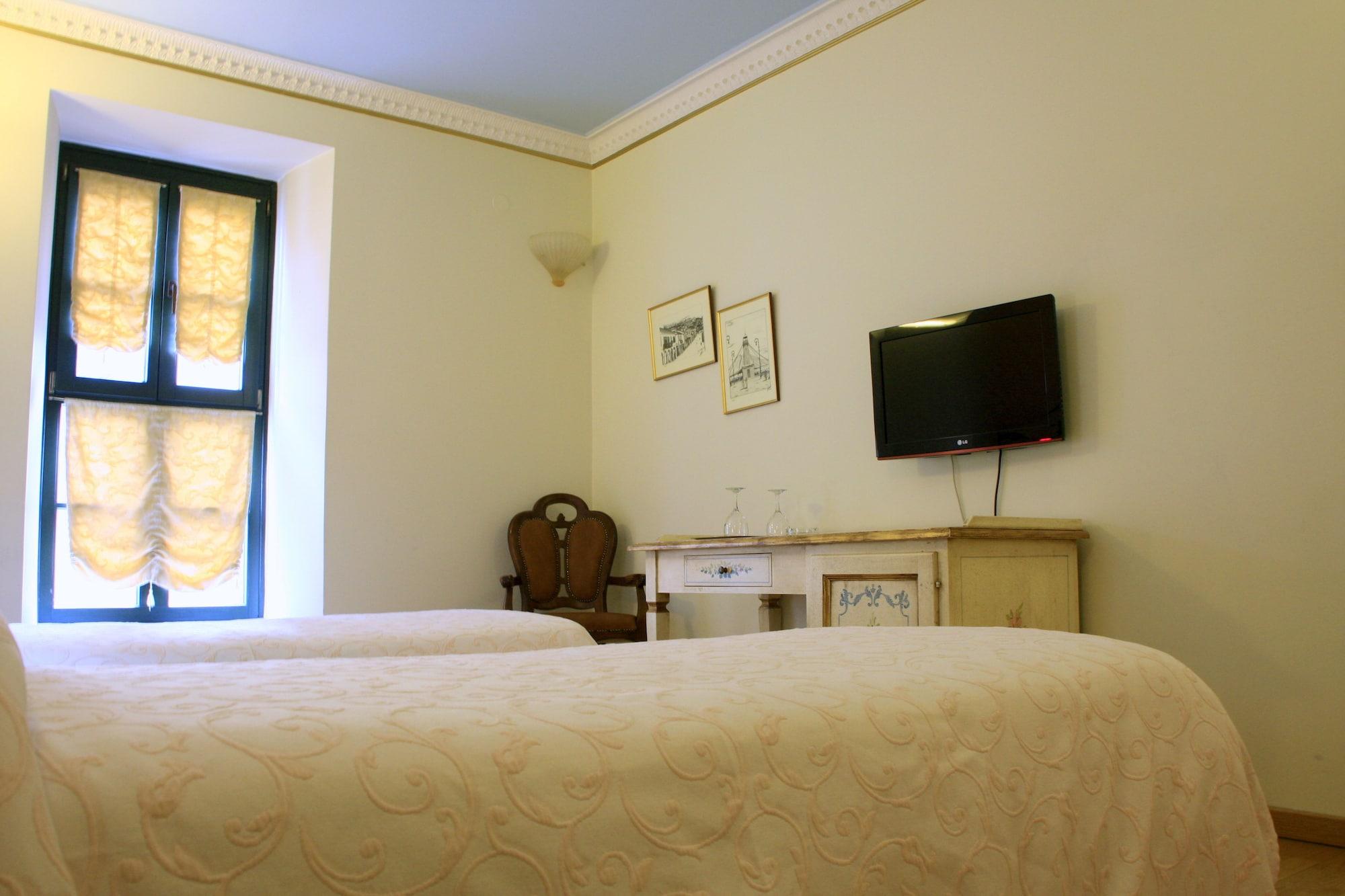 Byzantino Hotel พาทรา ภายนอก รูปภาพ